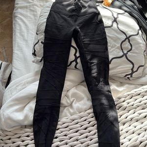 Lululemon Zig Zig Leggings
